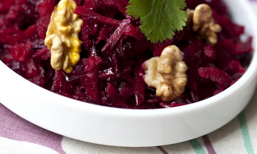 salata de sfecla cu nuci jpeg