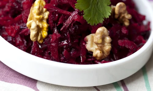 salata de sfecla cu nuci jpeg