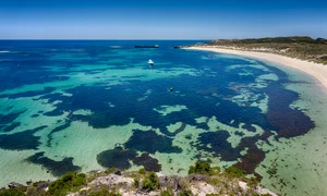 janlemann bay 1931656 1280 jpg