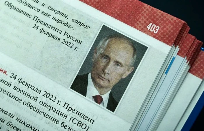 Noul manual de istorie din Rusia FOTO Captură video