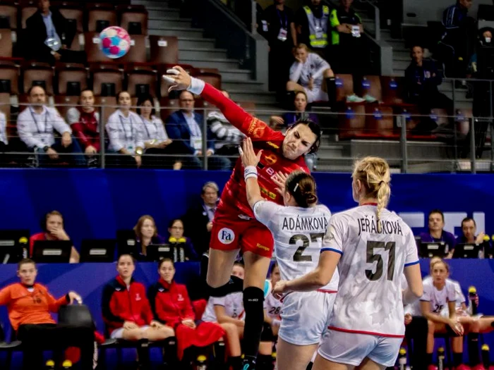 Cristina Neagu a stabilit un nou record al Campionatelor Europene de handbal femininFOTO: Sportpictures.eu