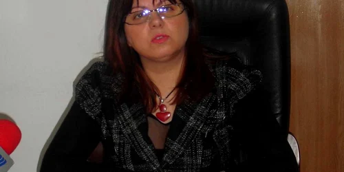 Vicepreşedintele Consiliului Judeţean, Cătălina Lupaşcu e de părere că organigrama de la Memorialul Ipoteşti este prea încărcată