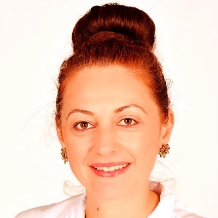 
    Dr. Allia Dmour, medic primar în specialitatea obstetrică-ginecologie  