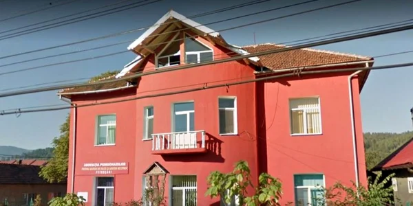 asociatia pensionarilor din petrosani foto google maps