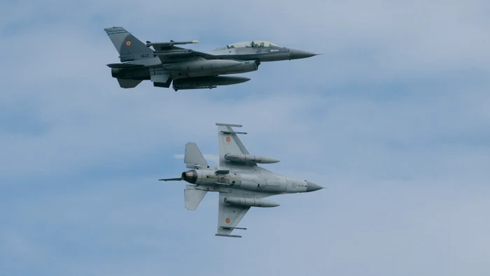 Avioane F16 au fost ridicate de la sol pentru a supraveghea spațiul aerian / Sursa foto: Profimedia