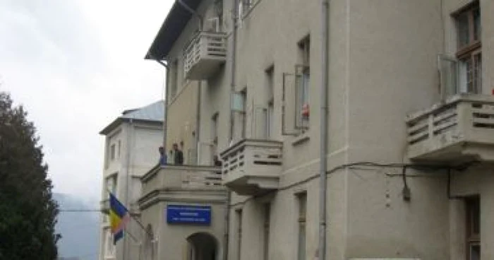 Bolnavii de TBC au votat la secţia de la sanatoriul Bisericani