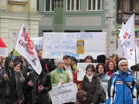 Protest în Timişoara împotriva exploatării gazelor de şist