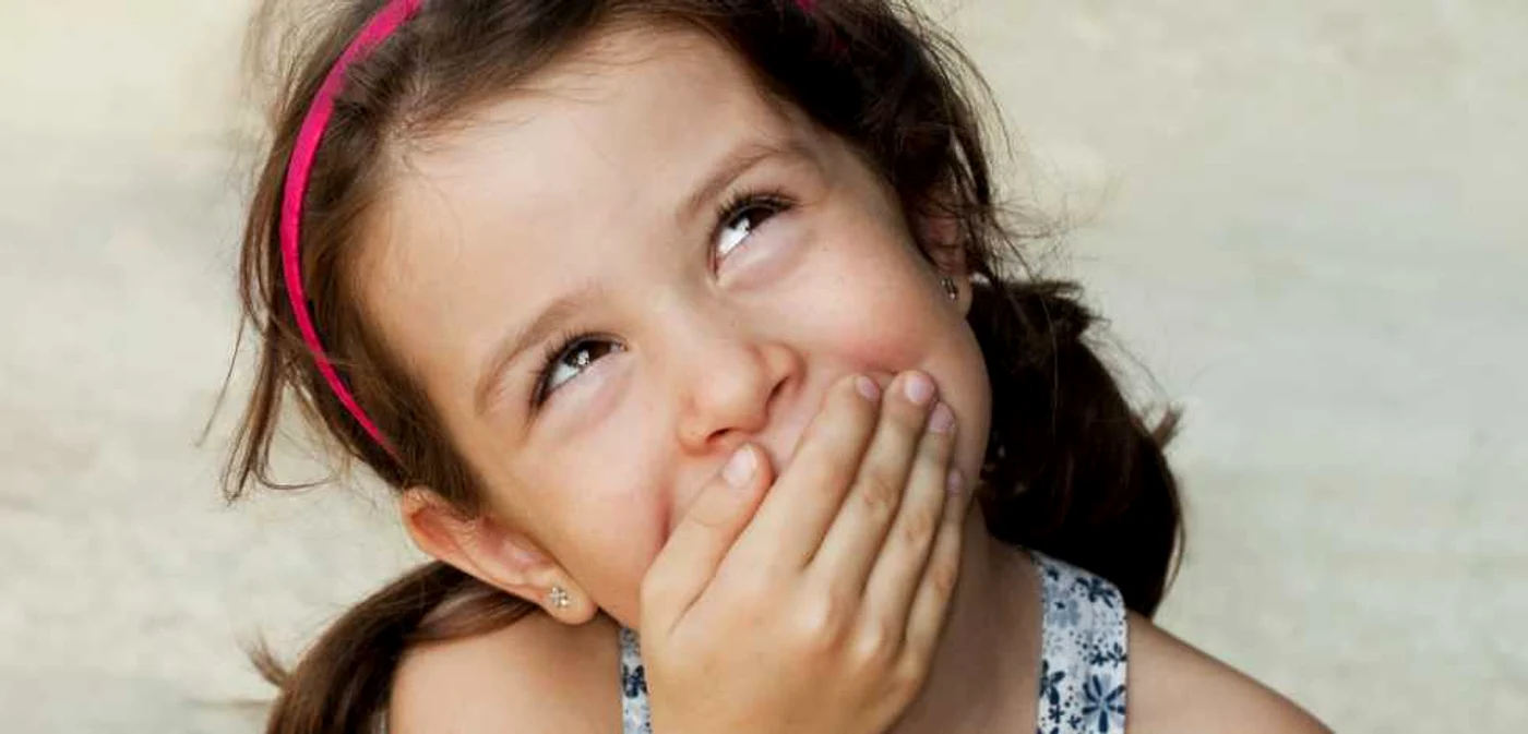 Psihologii îi sfătuiesc pe părinţi să adopte un ton calm atunci când îşi prind copiii cu minciuna FOTO Shutterstock