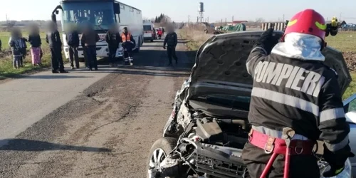 Accident autobuz judeţul Giurgiu FOTO ISU Giurgiu