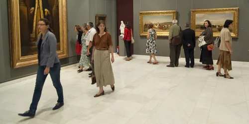 Expoziţia Mitul naţional. Contribuţia artelor la definirea identităţii româneşti (1830-1930)