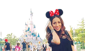 12 13 vedete ruby disneyland 0 jpeg