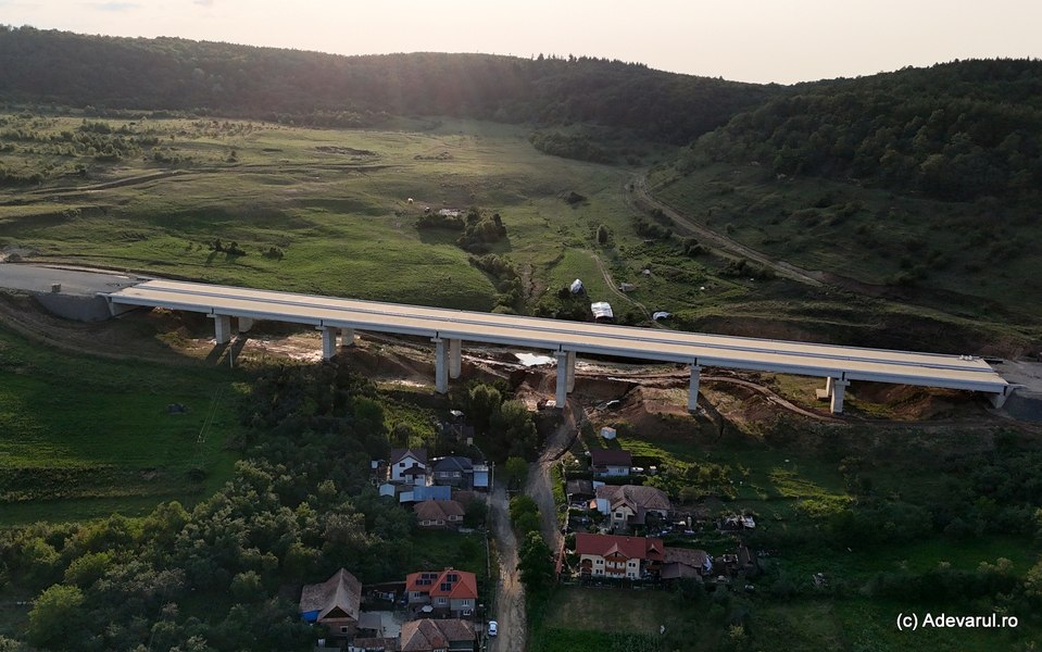 Viaductele spectaculoase de pe Autostrada Transilvania. Cum arată cel mai avansat șantier al autostrăzii A3