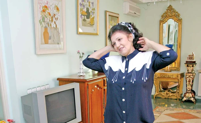 
    Anul viitor, pe 19 februarie, Irina Loghin va împlini 80 de ani. Arată şi se simte senzaţional şi nu are gânduri de retragere  