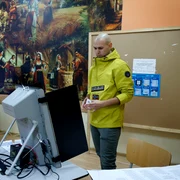 Alegeri în Bulgaria - dispozitive de votare într-o secție din Sofia FOTO Profimedia 