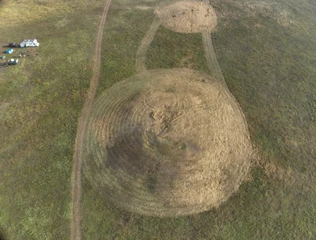 Trei complexe funerare preistorice, descoperite în județul (© Iași Palatul Culturii din Iași - Complexul Muzeal Național „Moldova")