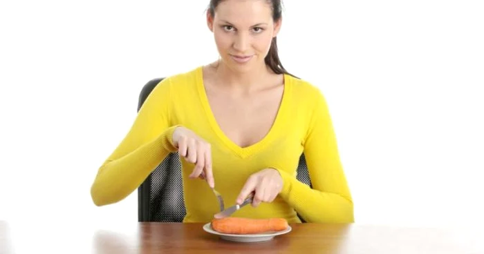 Uneori, dieta sănătoasă este dusă la extrem FOTO: Shutterstock