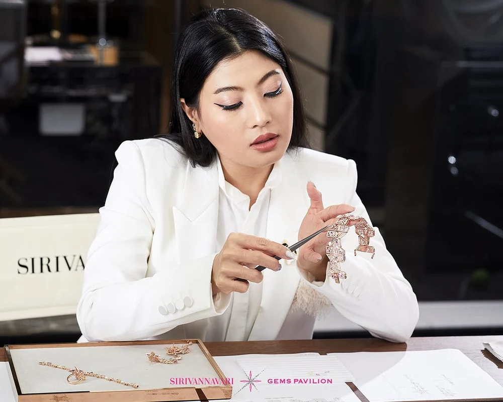 Prințesa Thailandei a fondat brandul Sirivannavari Bangkok
