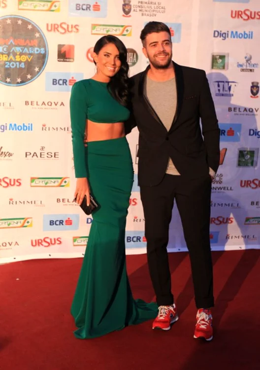 
    Speak, foarte mândru la braţul AdelineiFoto Roberto Sălceanu  