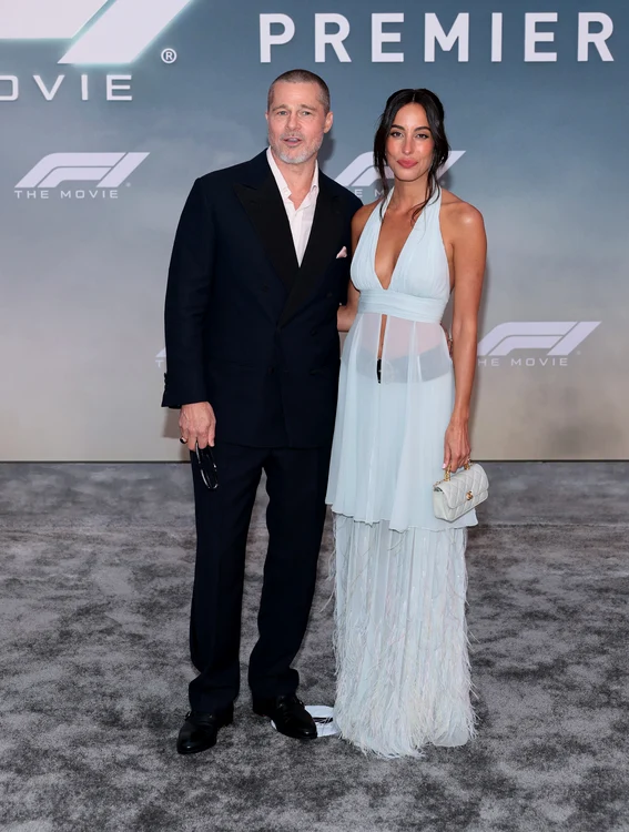 Brad Pitt și Ines de Ramon la premiera mondială a filmului F1,16 iunie 2025, New York, Foto Jamie McCarthy, Getty Images pentru Warner Bros (3) jpg