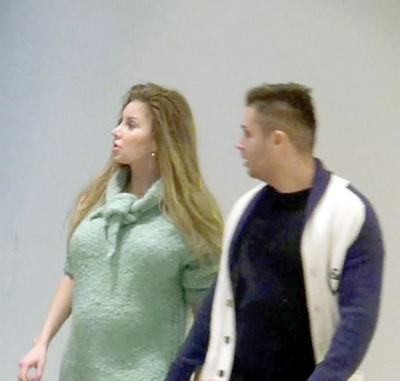 
    Antonia şi Velea au devenit părinţii unui băieţel la finele anului trecutFoto: arhiva personală  