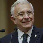 Mugur Isărescu - conferinţă de presă sediul BNR - 6 iul 2022 / FOTO Inquam Photos / George Călin