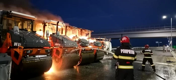 incendiu şantier drum expres craiova - piteşti - foto ISU Olt