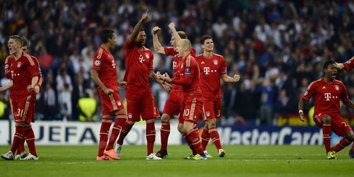 Jucătorii lui Bayern, în culmea fericirii după calificarea în finala Ligii Campionilor