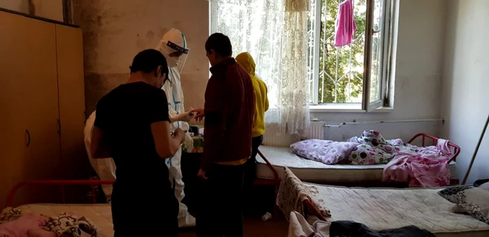 Migranţii cazaţi la căminul liceului CFR din Timişoara