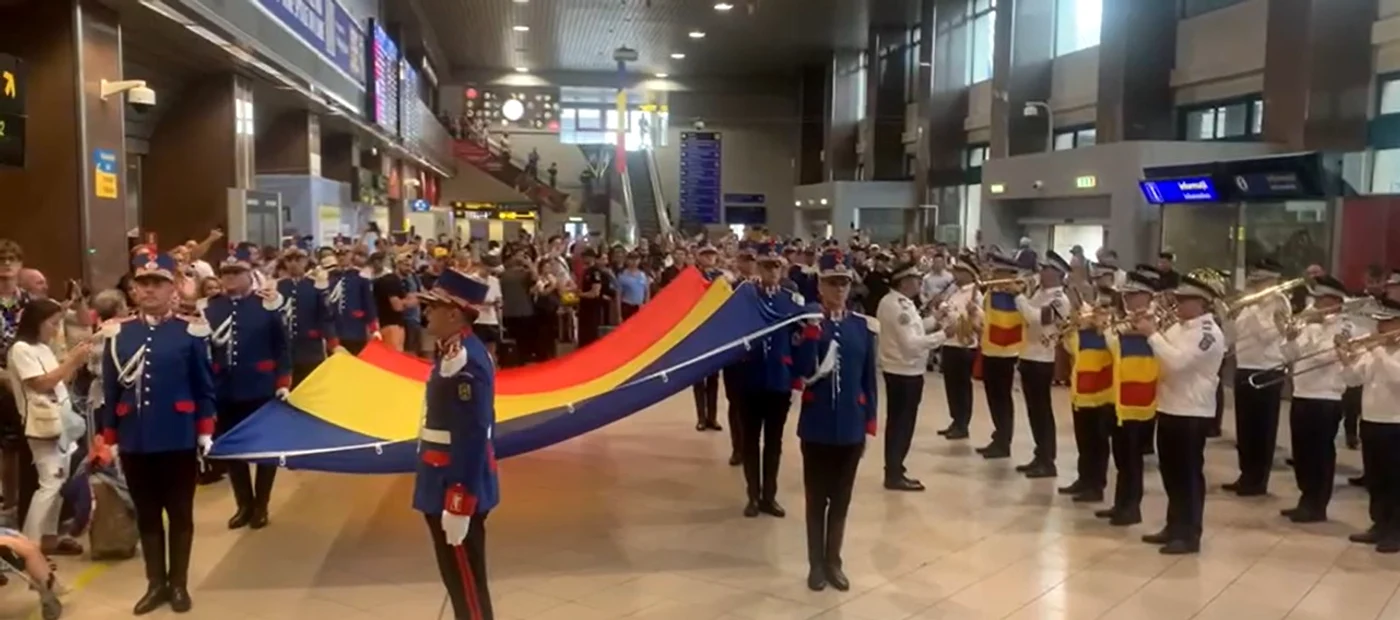 Ziua Drapelului Național, marcată la Aeroportul Otopeni  FOTO Captură video