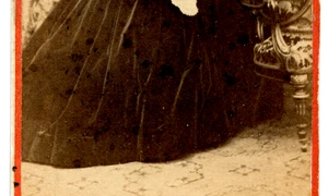 Elena Cuza (© Arhivele Naționale ale României, Colecția Documente Fotografice, F I, 963-1)