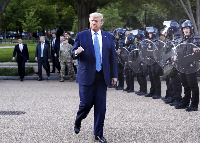 Donald Trump este în continuare mult în urma contracandidatului său, Joe Biden, în sondajele de opinie FOTO EPA-EFE