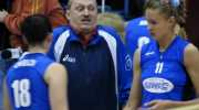 Antrenorul Aurel Cazacu este nemulţumit de prestaţia din primele două meciuri