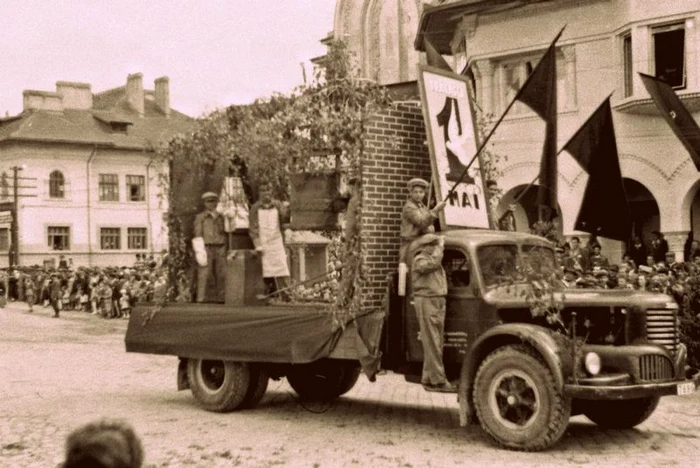 Ziua de 1 Mai petrecută în Hunedoara epocii comuniste. ARHIVA ICSH.