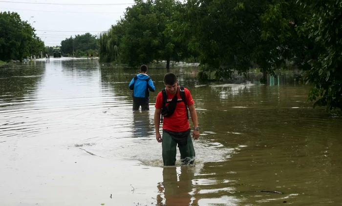 Oraşul Gătaia a fost afectat de inundaţiile de săptămâna trecută