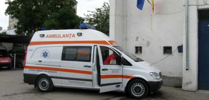 Târgovişte: Un bărbat a fost muşcat de nas