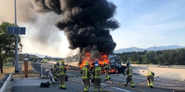 camion in flacari. foto el periodico