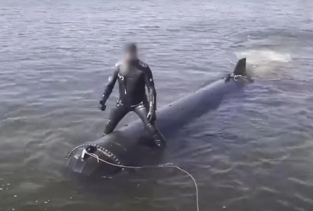 Ucraina prezintă drona subacvatică „Maricika”, un nou sistem dezvoltat pentru operațiuni navale. Fără GPS, fără semnal, fără urme