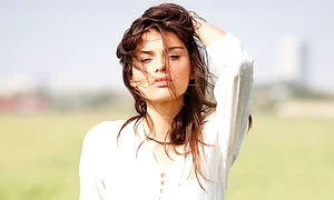 Alina Puşcaş şi Viktor dau 5 000 € pentru 7 zile în Madagascar jpeg