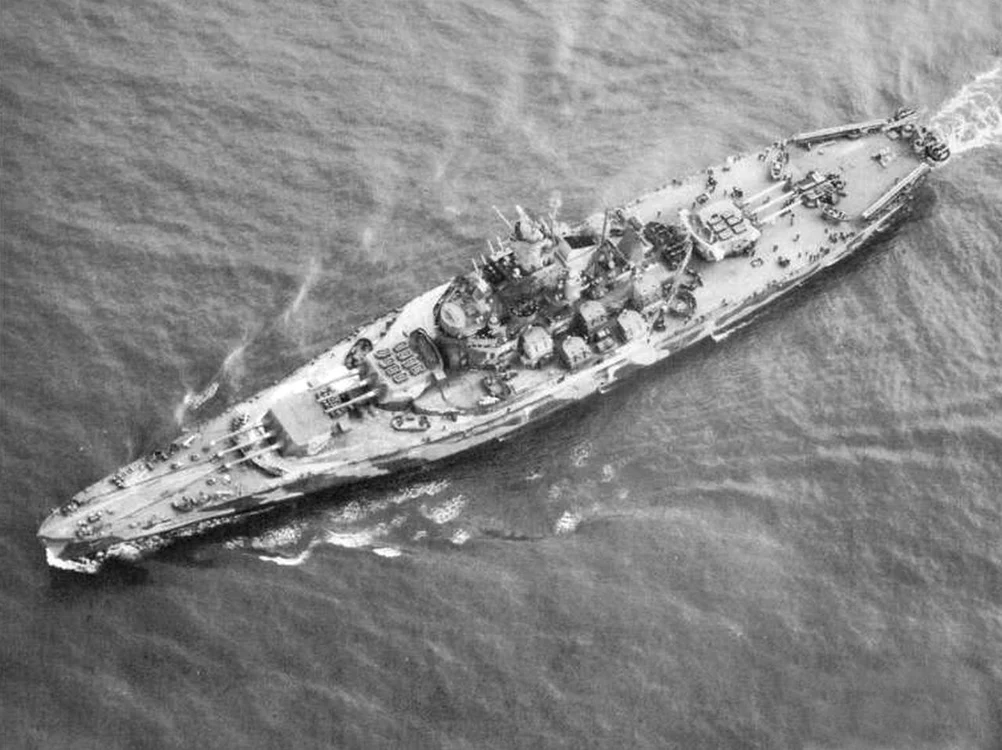 USS Alabama (foto: U.S. Navy / Division of Naval Intelligence)