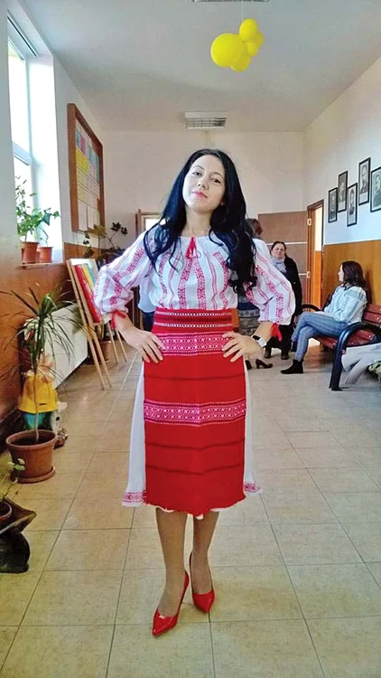 Ileana este profesoară de geografie