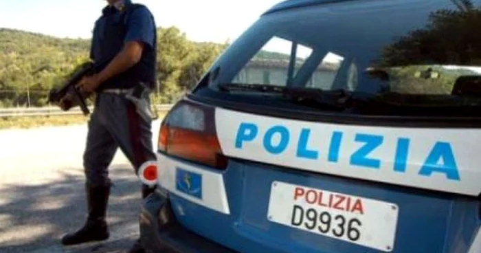 Agenţii de poliţie investighează incidentul petrecut duminică dimineaţă