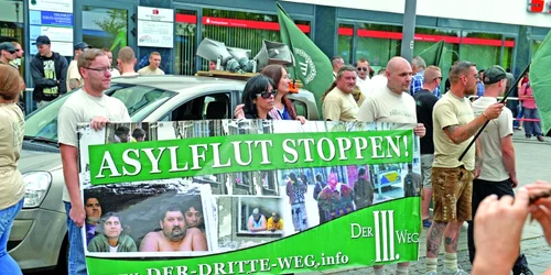 Proteste ale Noii Drepte din Germania impotriva refugiatilor FOTO AP