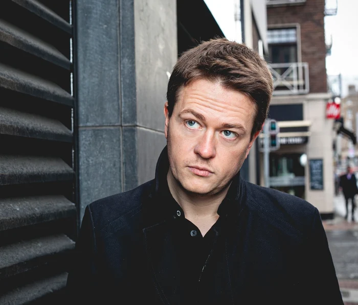 Scriitorul și jurnalistul Johann Hari FOTO: FB