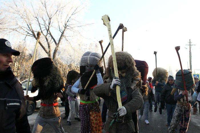 Tradițiile se mențin, chiar dacă și-au pierdut sensul primar. FOTO: Mediafax / Liviu Chirica