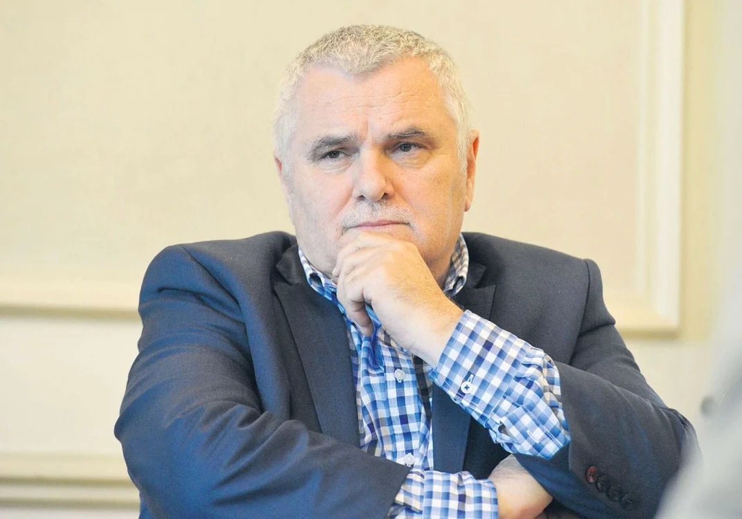 Scriitorul Ștefan Mitroi Arhivă personală