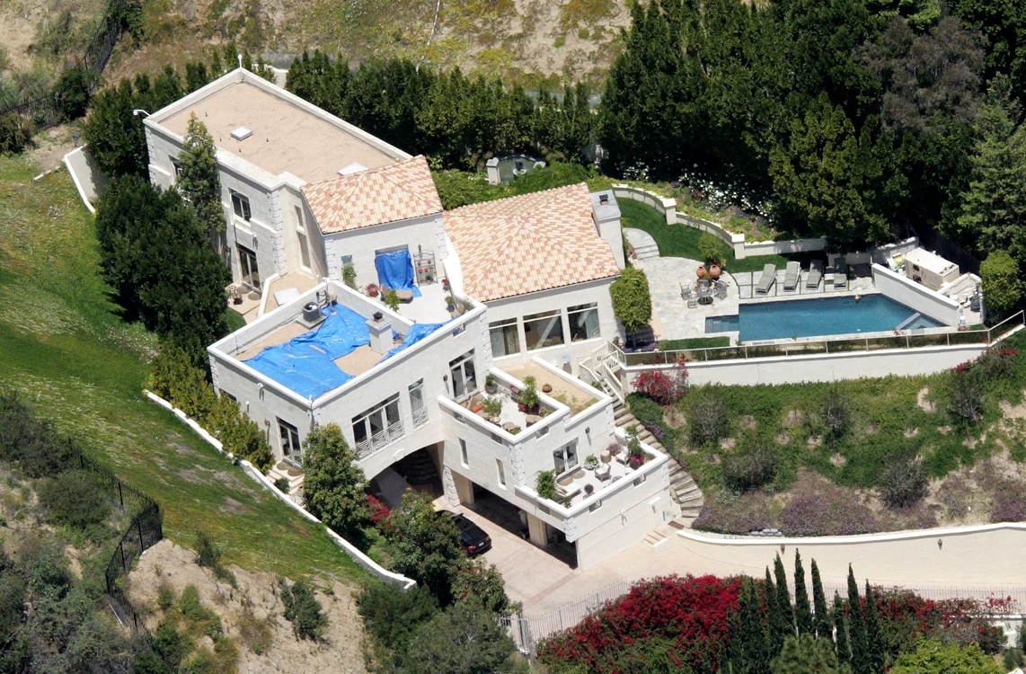 casa brittany murphy hepta 364067 jpg jpeg