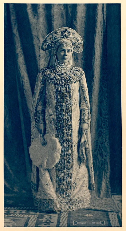 Ținută de bal