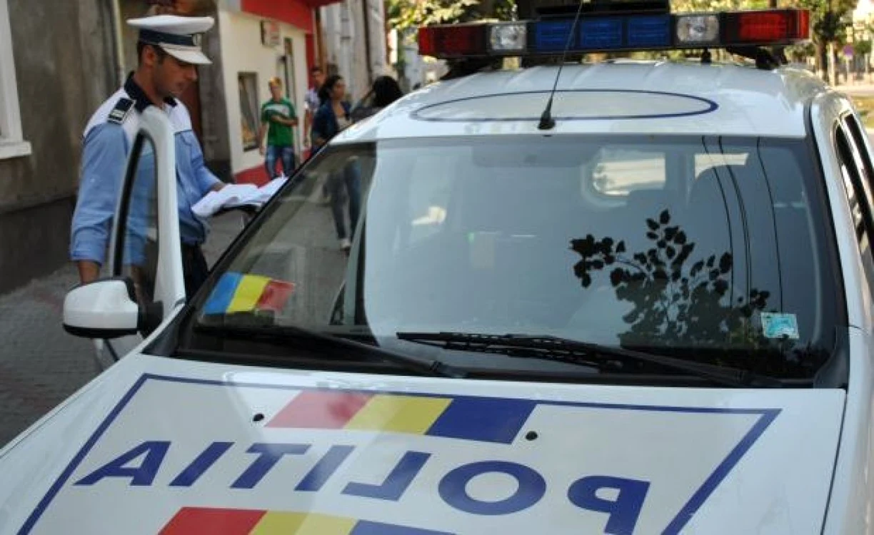 Poliţiştii i-au confiscat maşina tupeistului şofer în urma avalanşei de nereguli descoperite...