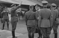 Adolf Hitler   greu de ucis jpeg