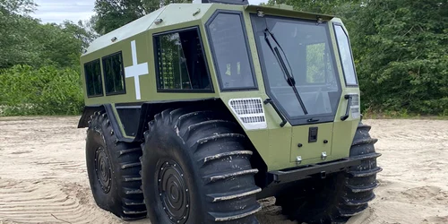 Vehiculul amfibiu TAKHA  Foto   Ministerul Apărării al Ucrainei jpg